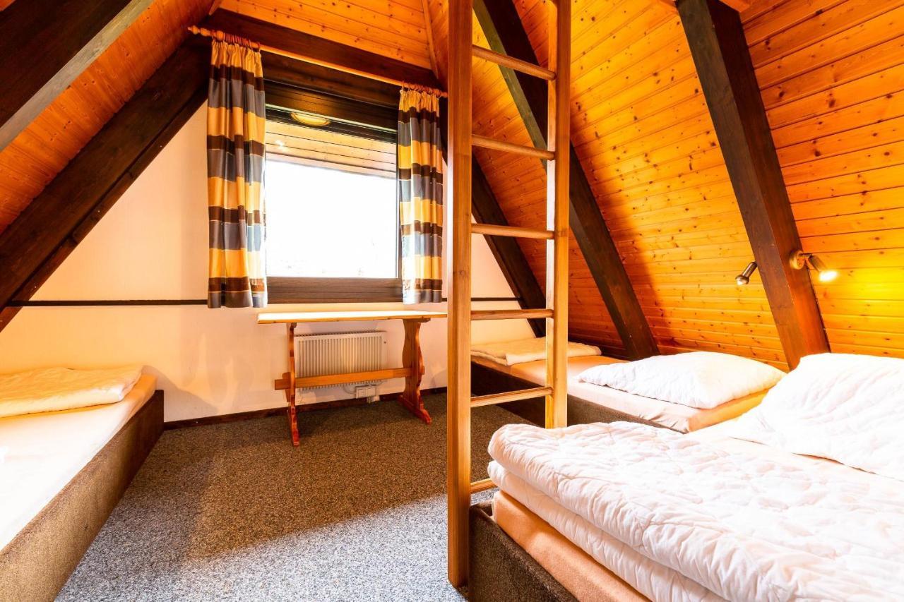 Ferienwohnpark Immenstaad Am Bodensee Nurdachhaus Typ 8 Ndt 099 Bagian luar foto