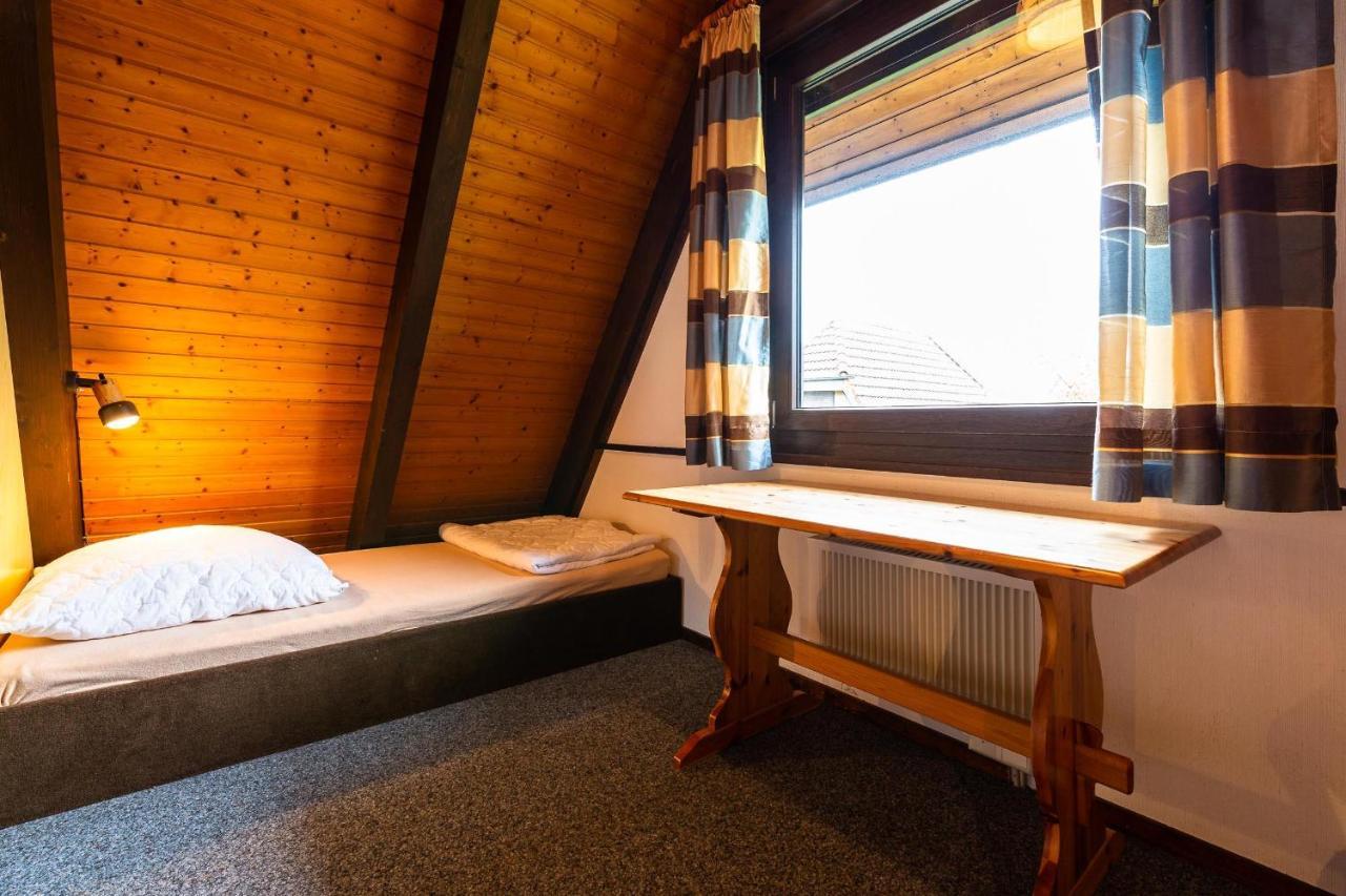 Ferienwohnpark Immenstaad Am Bodensee Nurdachhaus Typ 8 Ndt 099 Bagian luar foto