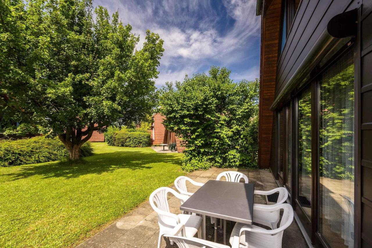 Ferienwohnpark Immenstaad Am Bodensee Nurdachhaus Typ 8 Ndt 099 Bagian luar foto